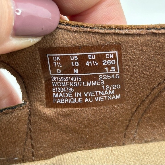 Clarks Brown Tan Perforated Leather Comfort Breathable Loafers Size 10 - Picture 12 of 12